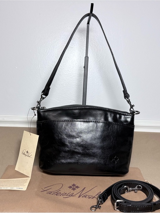 Patricia Nash Handbags - 🔥Patricia Nash🔥 NWT Arlee Black Distressed Leather Crossbody Shoulder Bag